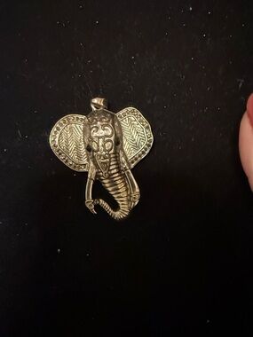 Elephant Head Pendant Necklace - Silver Tone